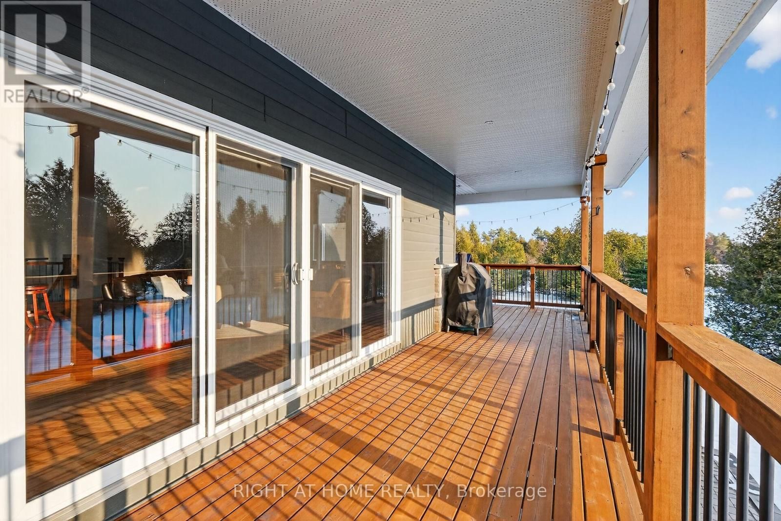 1641 BEARHILL ROAD Image 39