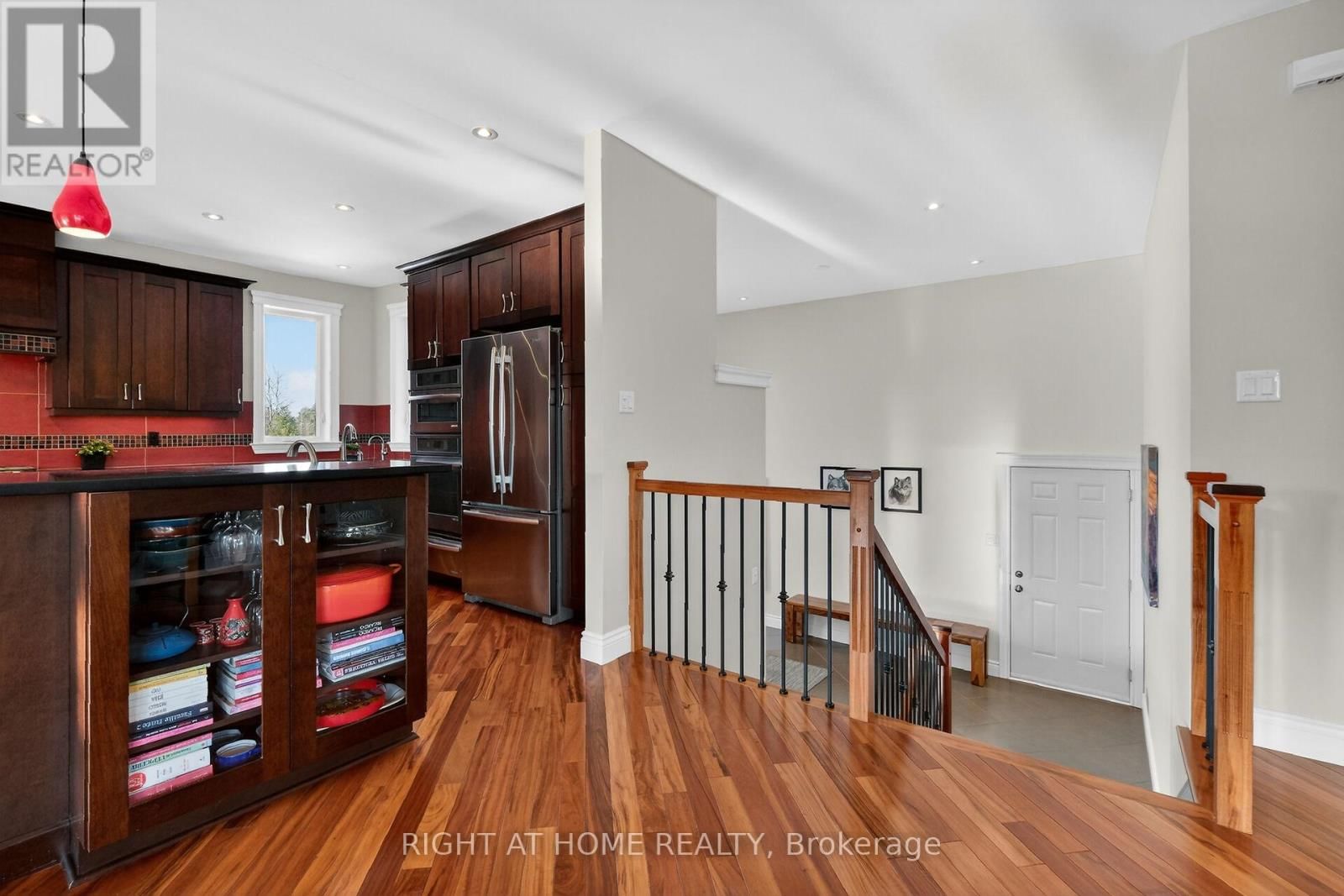 1641 BEARHILL ROAD Image 7