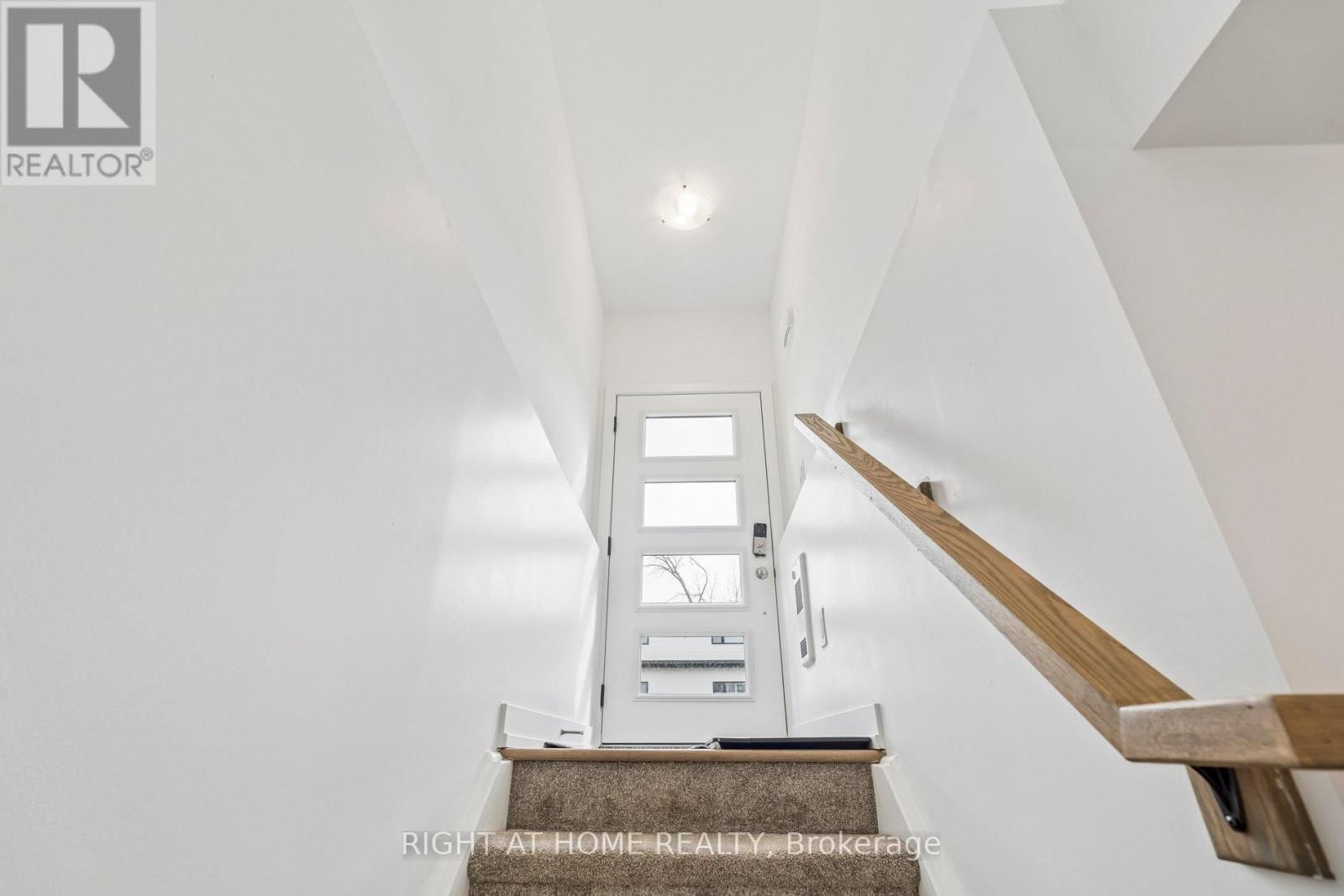 212 - 4263 FOURTH AVENUE Image 5