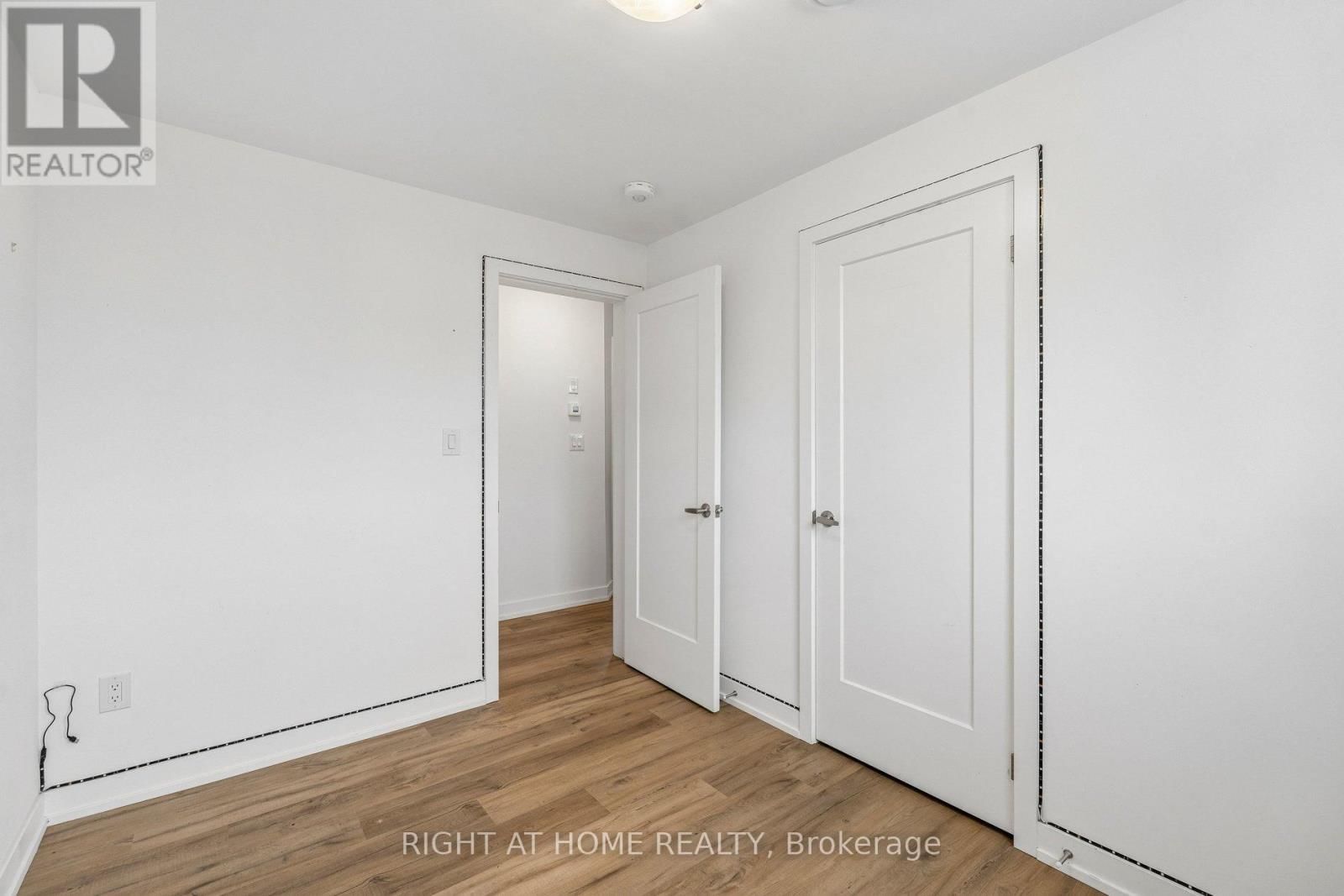 212 - 4263 FOURTH AVENUE Image 8