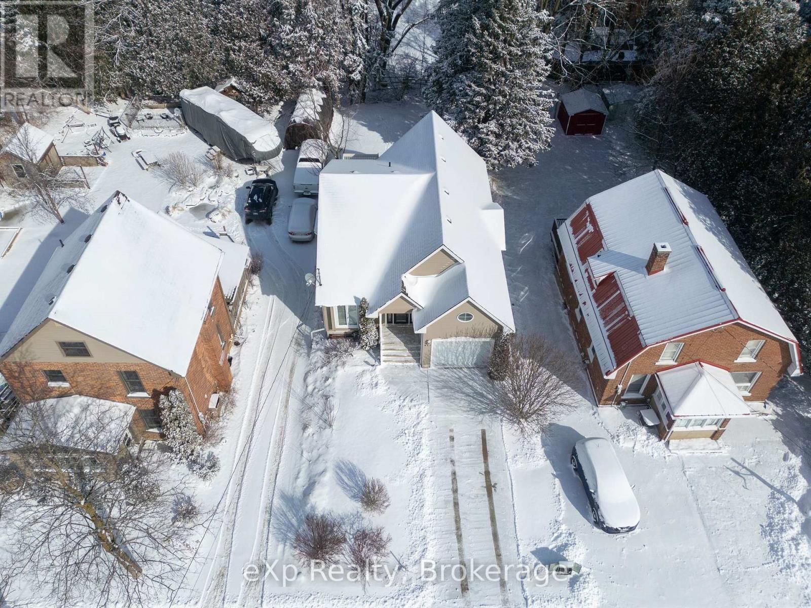 650 6TH STREET EAST Image 25