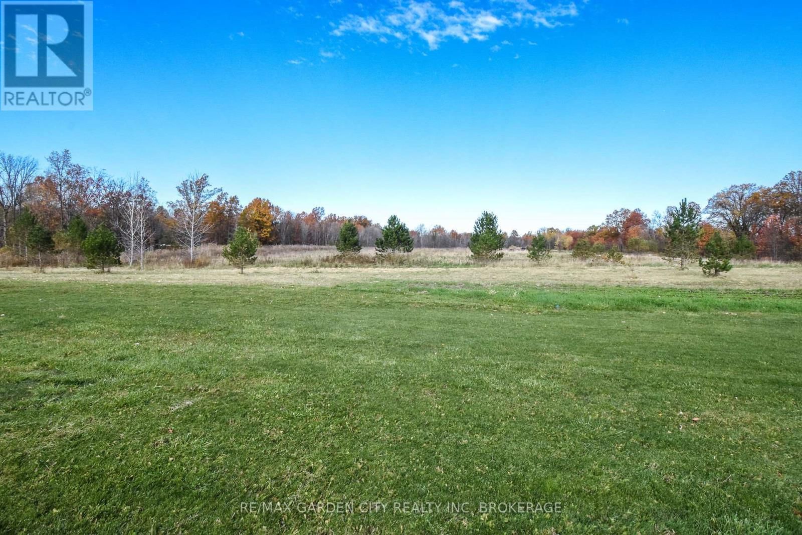 9735 CARL ROAD Image 35