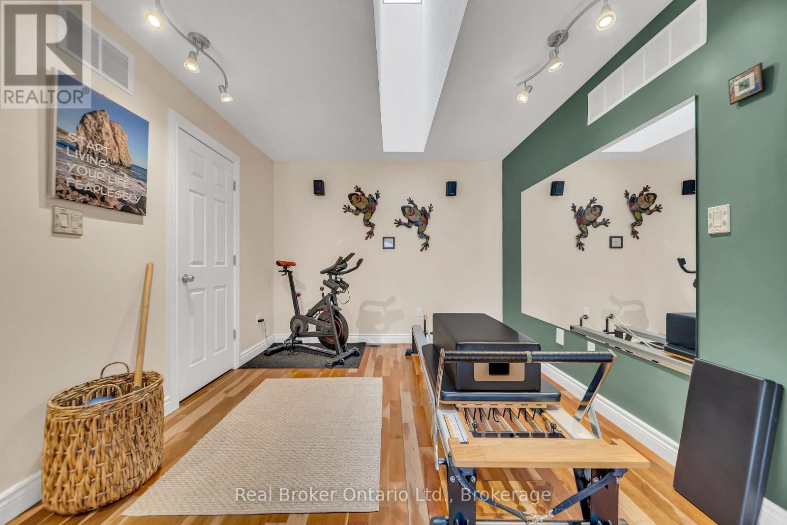 4760 NASSAGAWEYA-PUSLINCH TOWNLINE Image 37