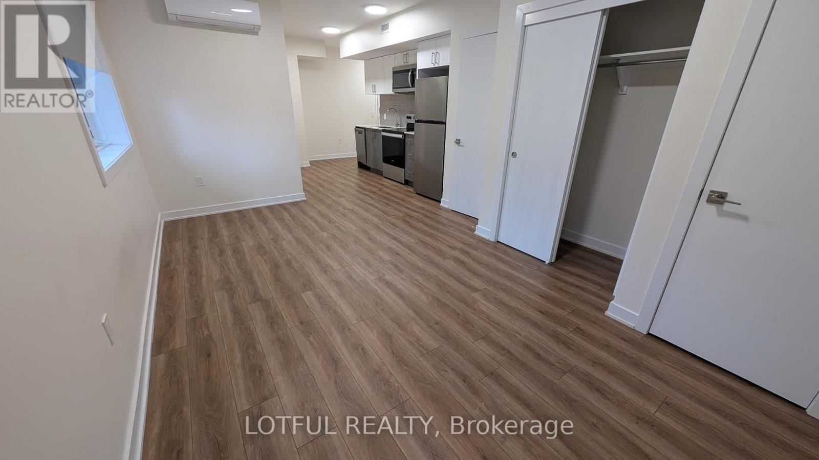 B03 - 630 CHURCHILL AVENUE NORTH Image 4