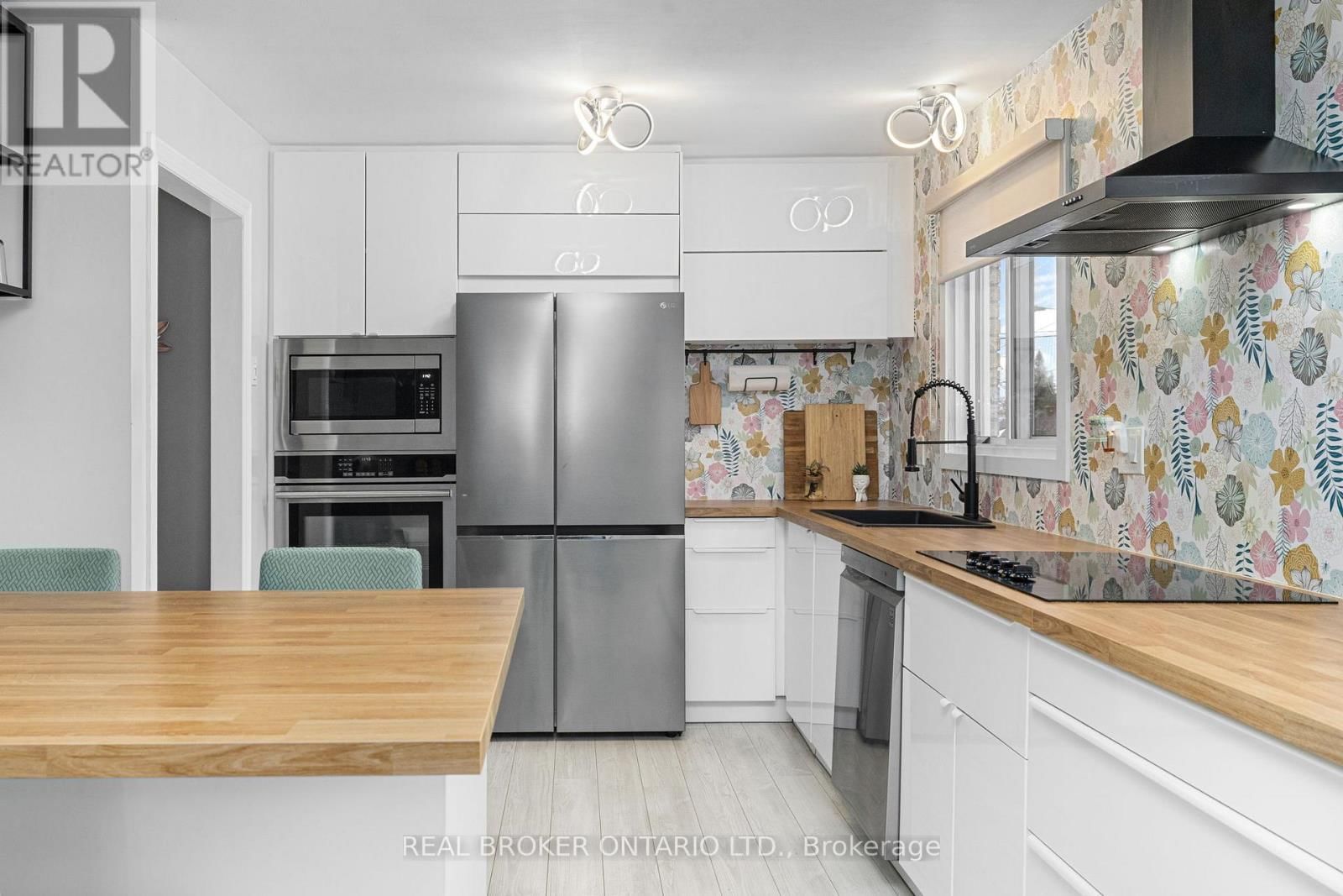 179 WELLINGTON STREET Image 12