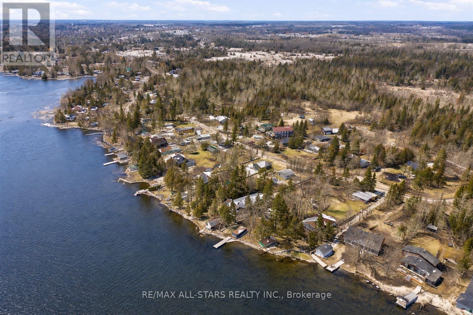 112 STURGEON GLEN ROAD Image 2