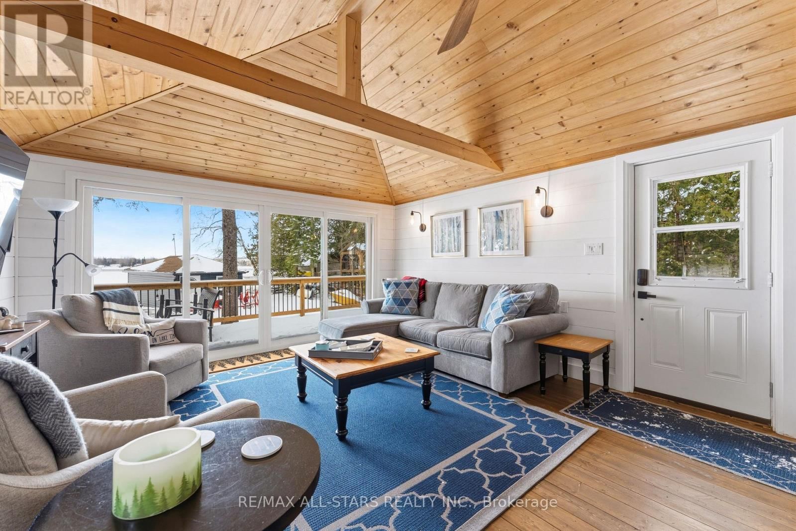 112 STURGEON GLEN ROAD Image 8