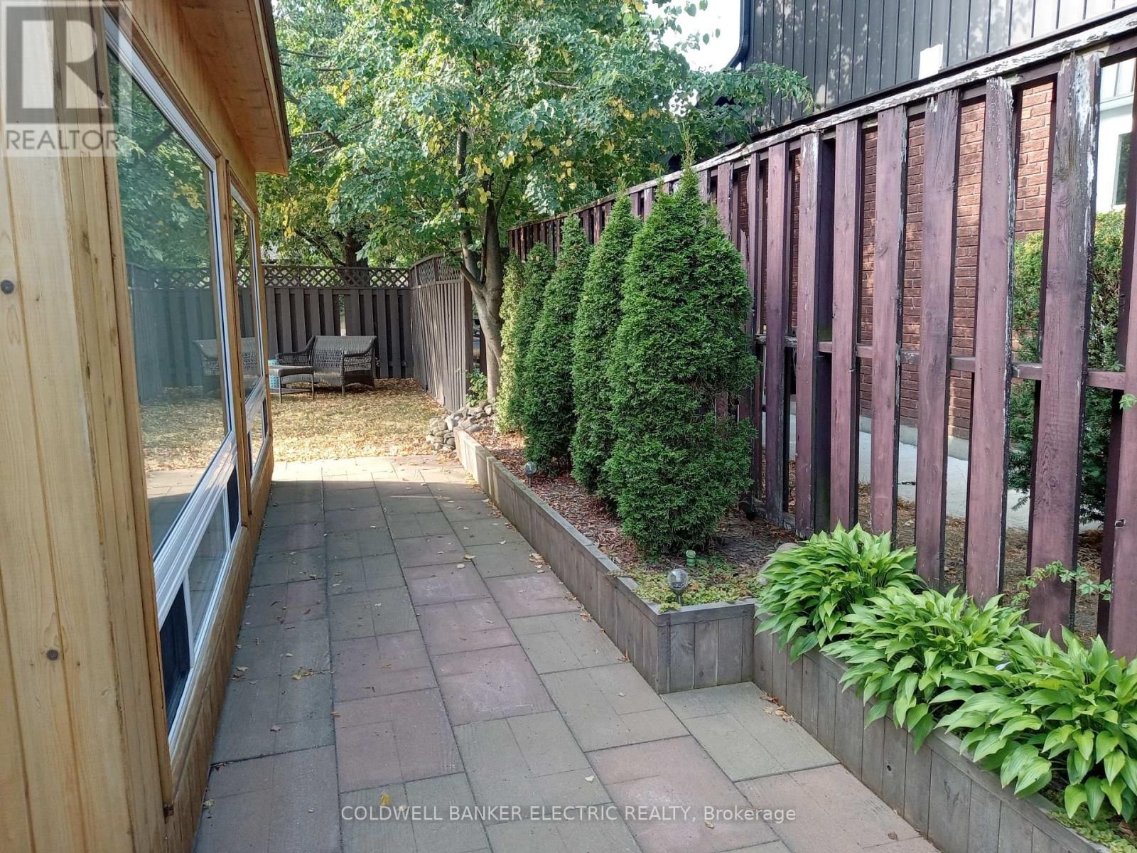 1341 HEATHER LANE Image 34