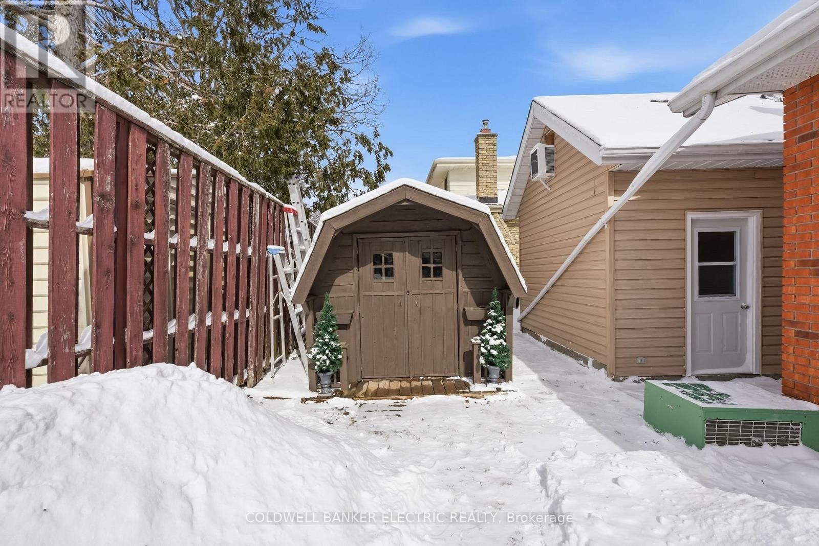 1341 HEATHER LANE Image 38