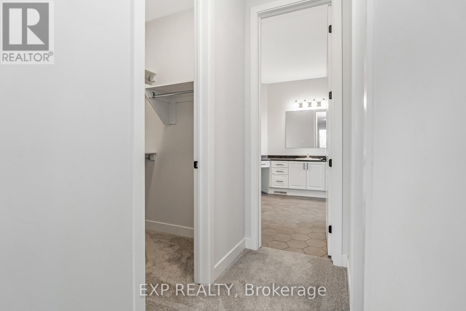 256 ANTLER COURT Image 27