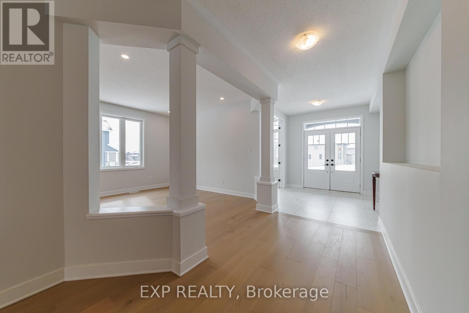 256 ANTLER COURT Image 9