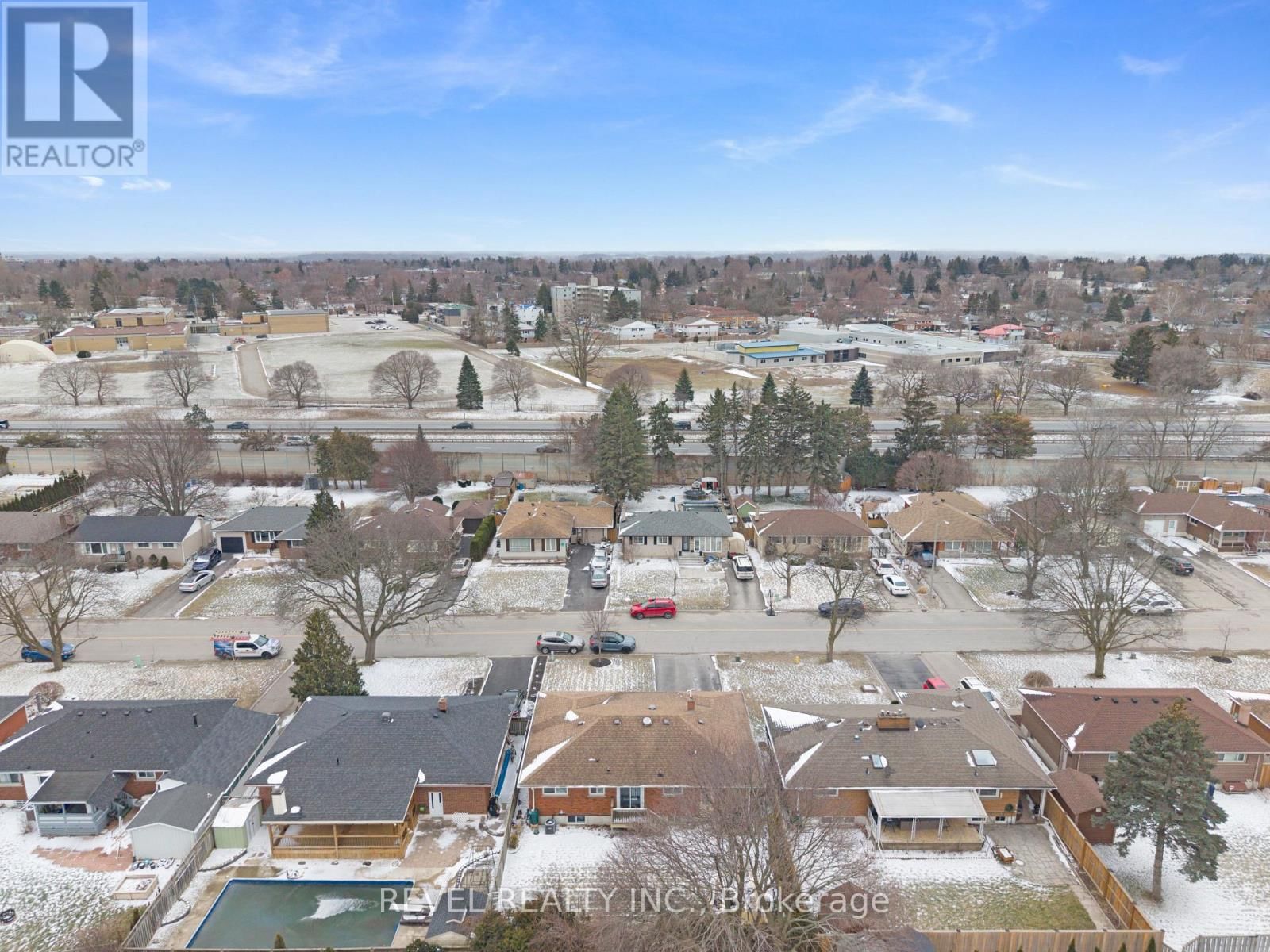 26 WILTSHIRE DRIVE Image 45