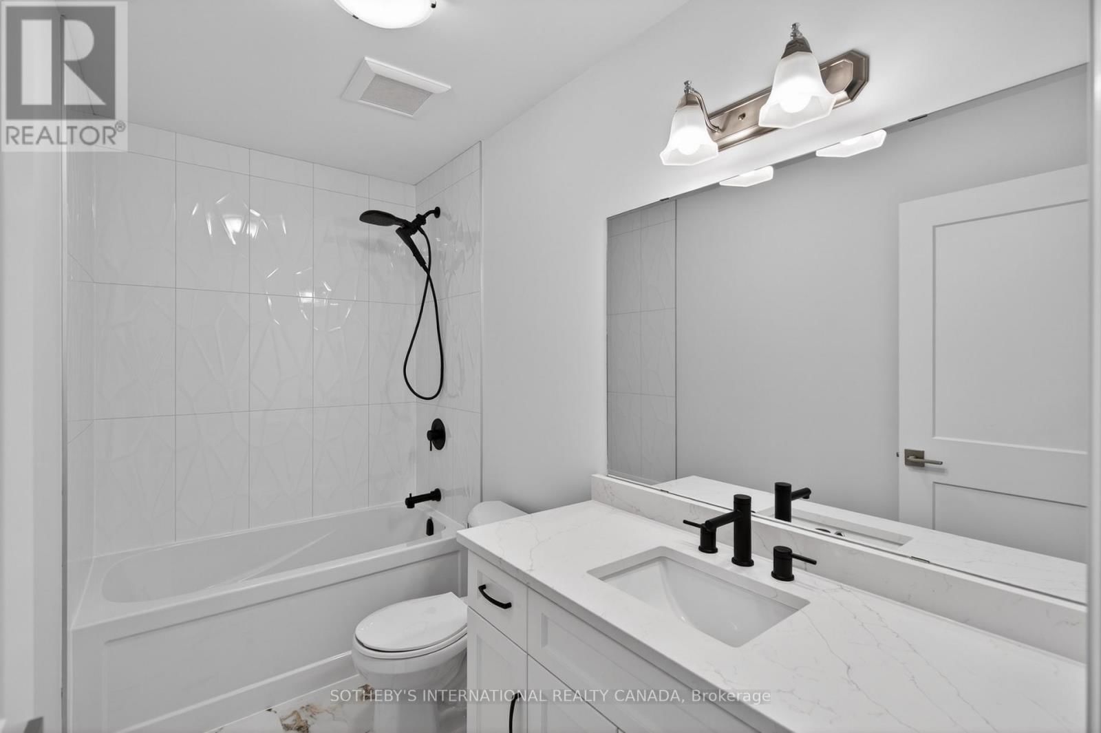 12 - 675 VICTORIA ROAD NORTH Image 28