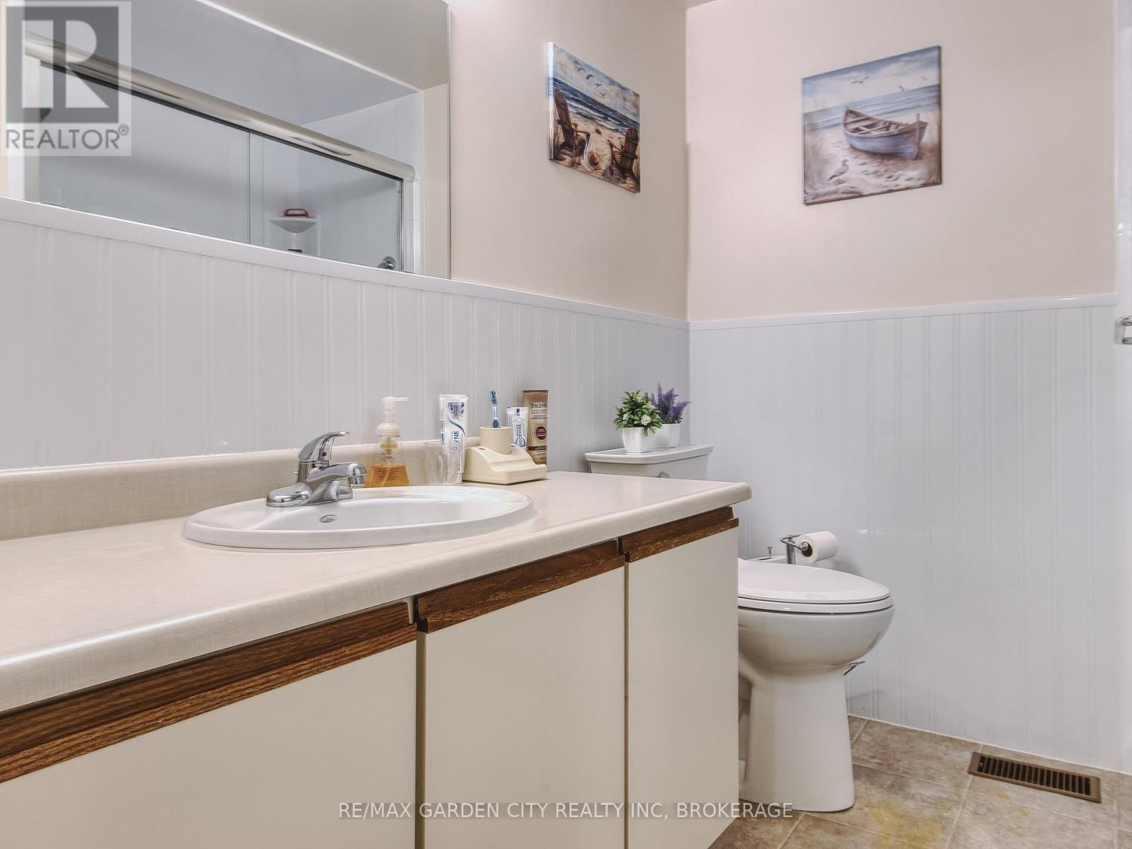 19 - 1155 PARAMOUNT DRIVE Image 39