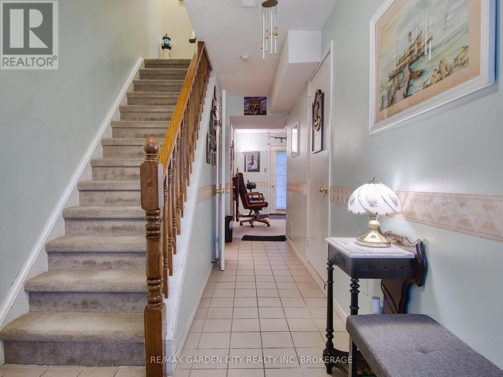 19 - 1155 PARAMOUNT DRIVE Image 8