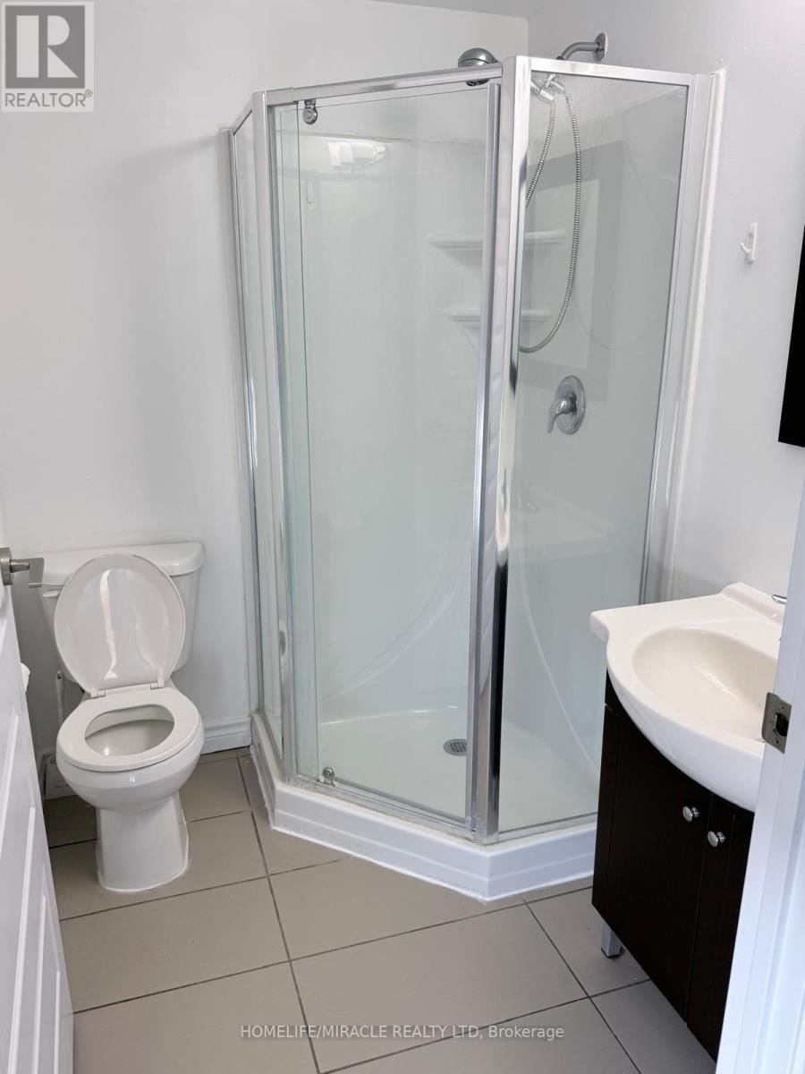 1202 - 158 KING STREET NORTH Image 23