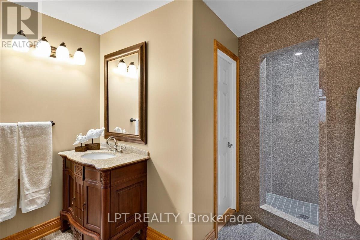 192 SUNSET BOULEVARD Image 19