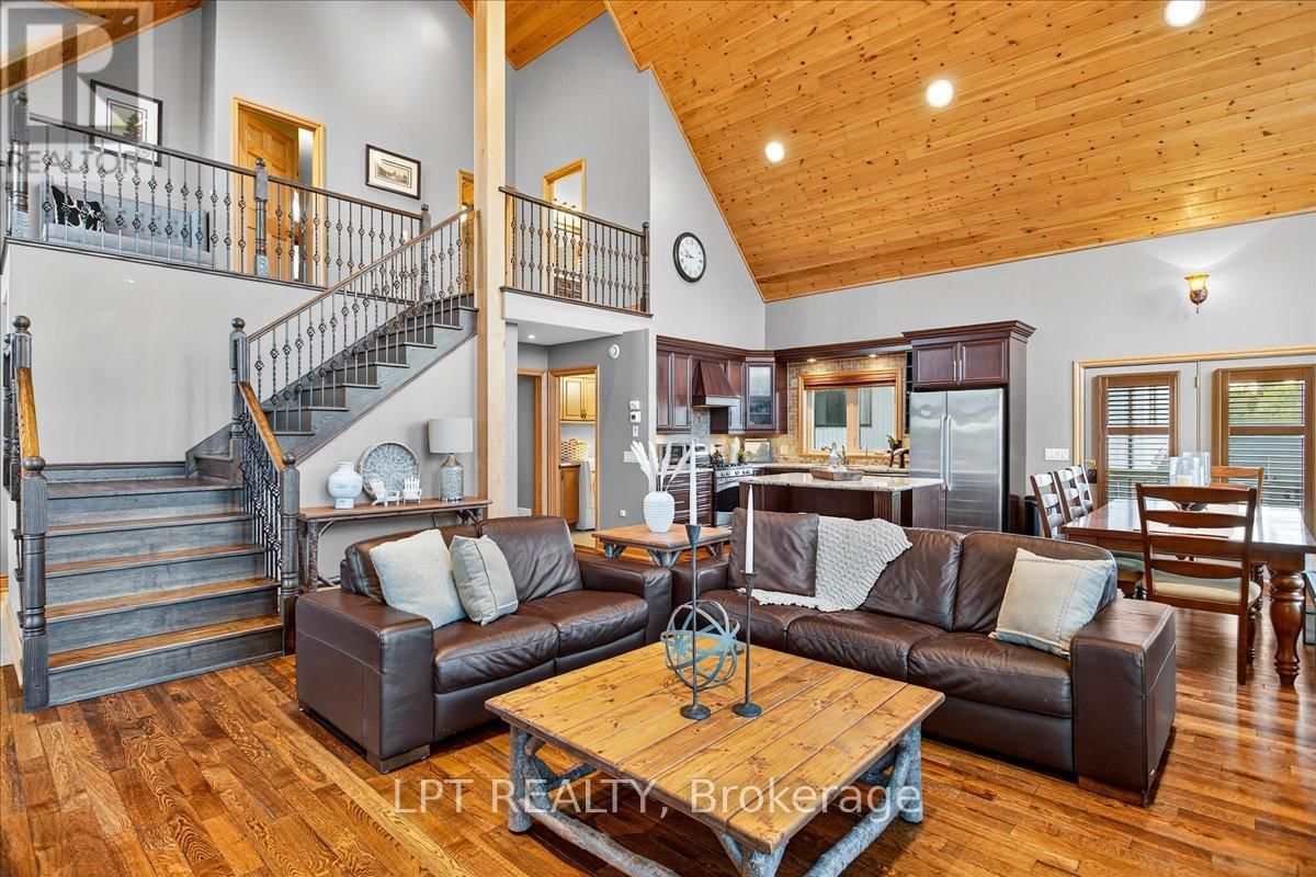 192 SUNSET BOULEVARD Image 21