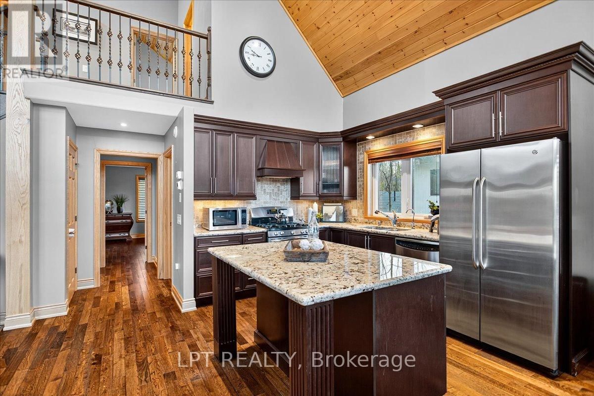 192 SUNSET BOULEVARD Image 26