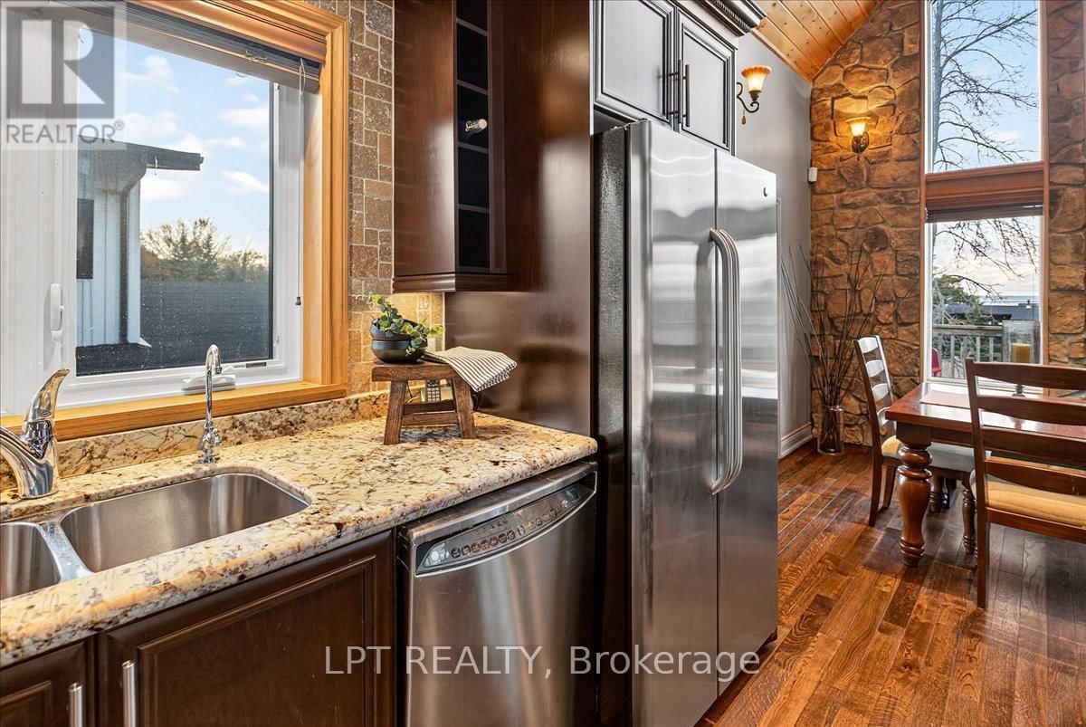 192 SUNSET BOULEVARD Image 29