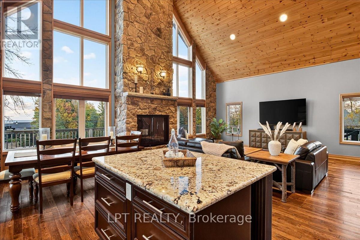 192 SUNSET BOULEVARD Image 30