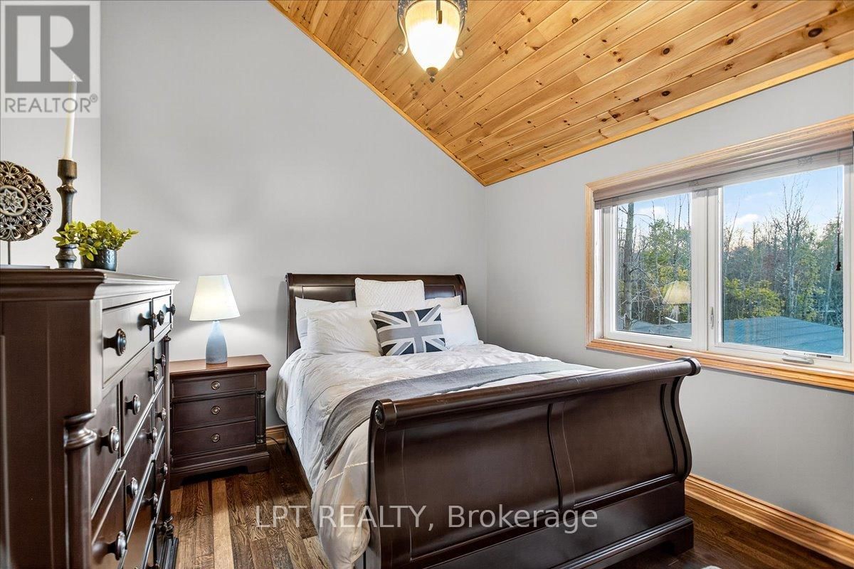 192 SUNSET BOULEVARD Image 41