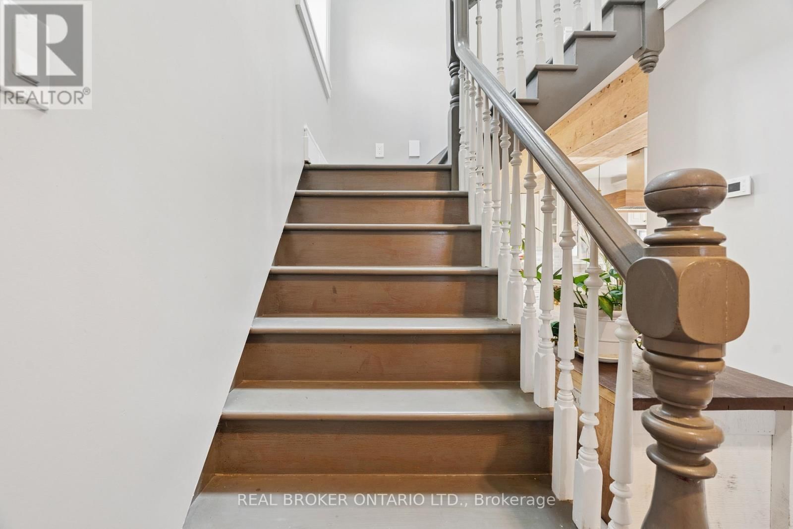 855 HAMILTON STREET Image 20