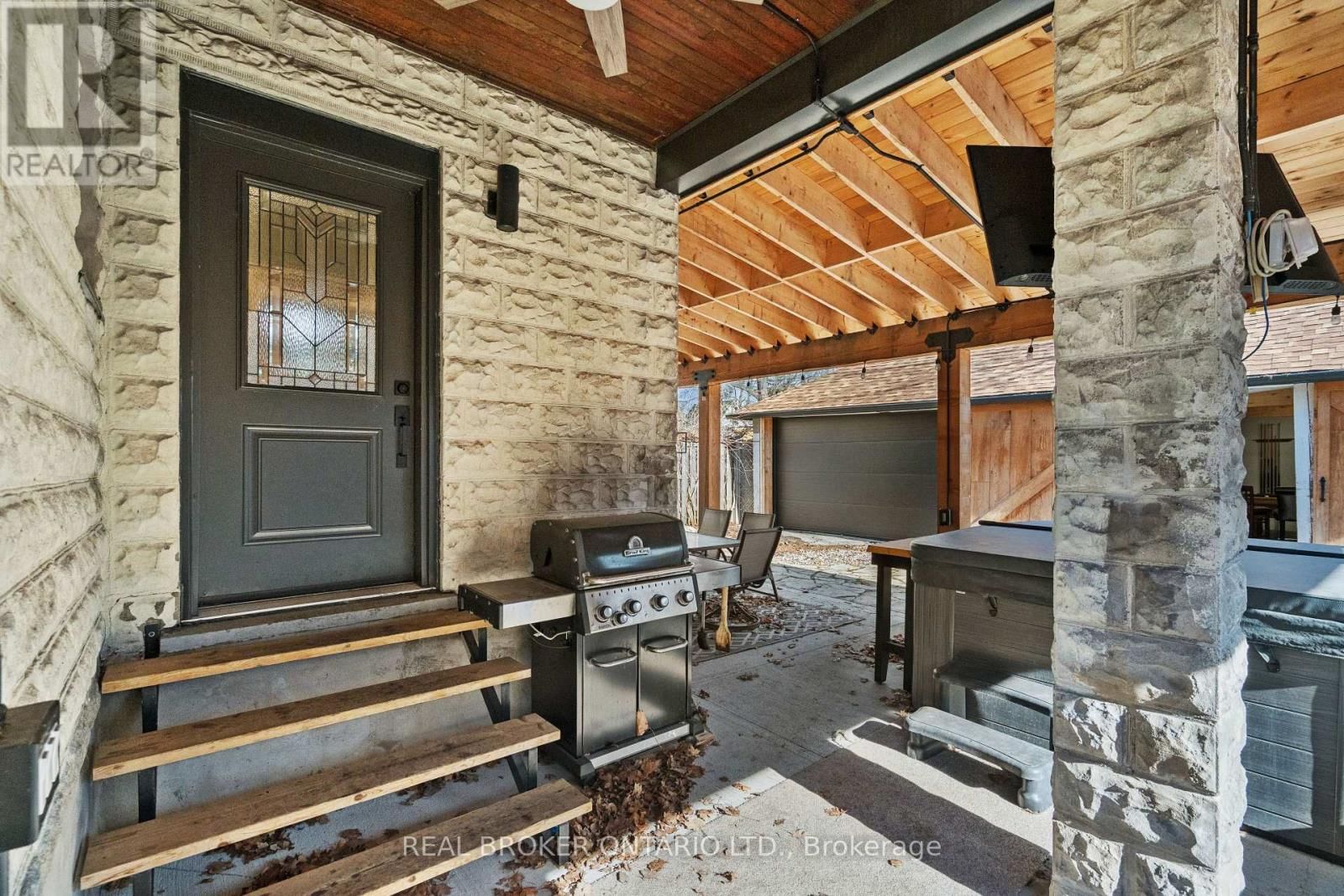 855 HAMILTON STREET Image 38