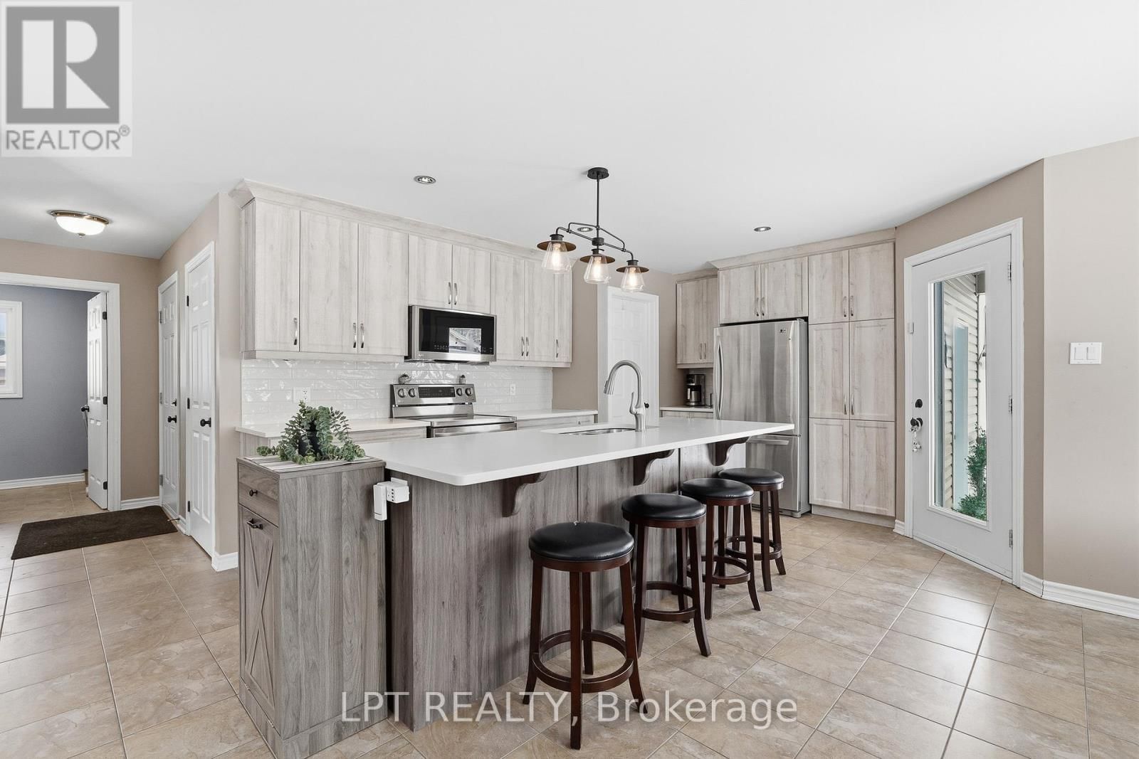 132 MOISE-GENDRON STREET Image 11