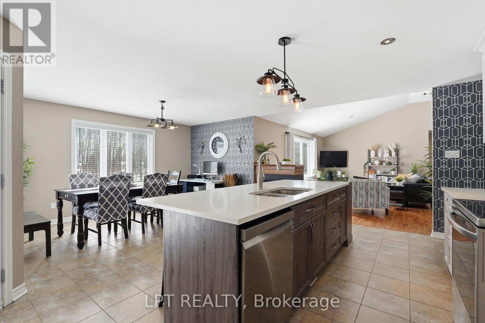 132 MOISE-GENDRON STREET Image 13