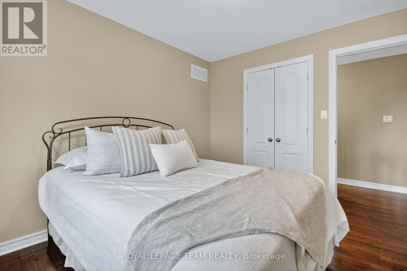 124 COMBA DRIVE Image 30