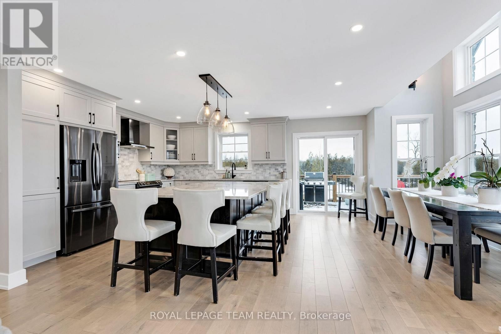 114 CHARLES HOLDEN AVENUE Image 11