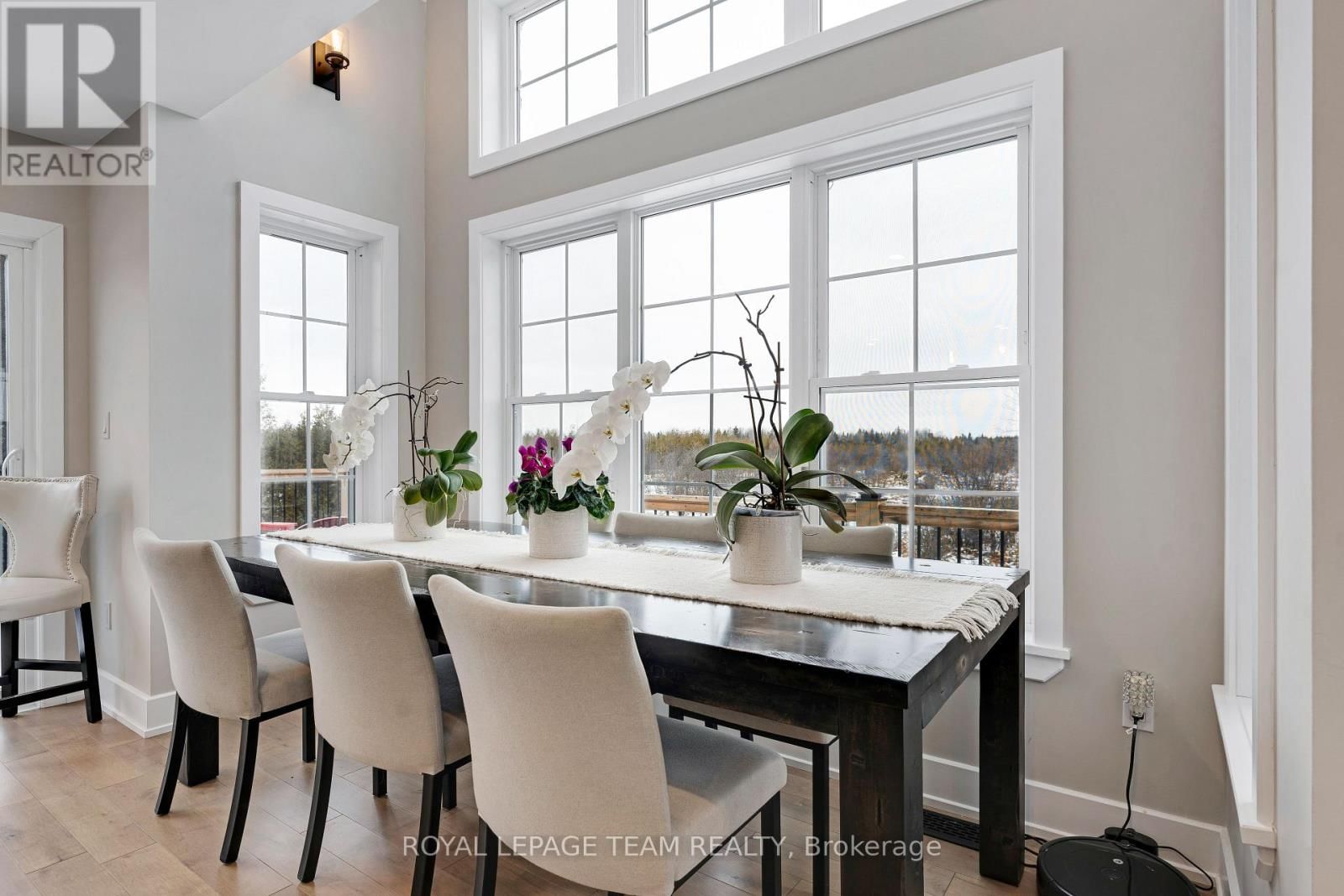 114 CHARLES HOLDEN AVENUE Image 19