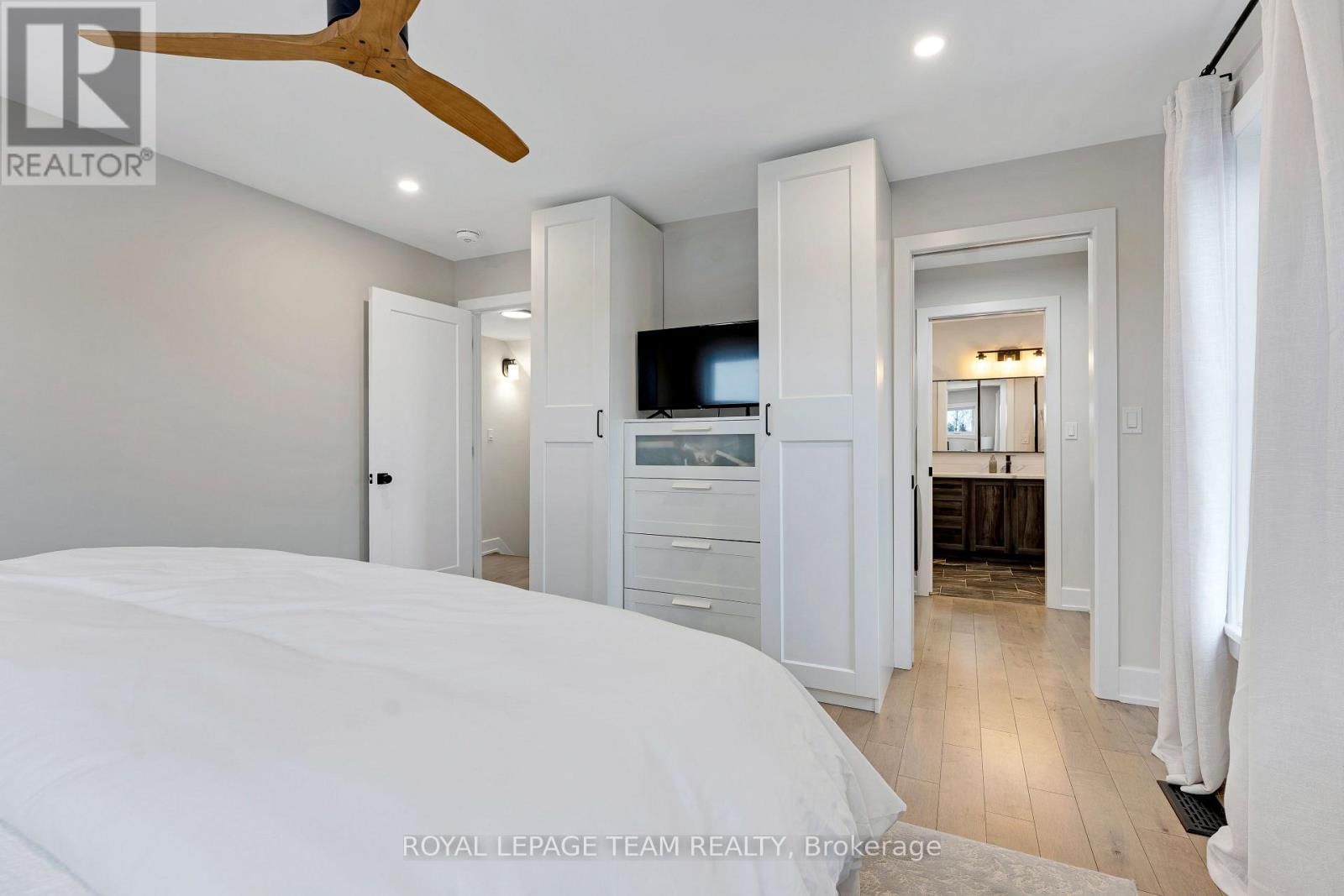 114 CHARLES HOLDEN AVENUE Image 24