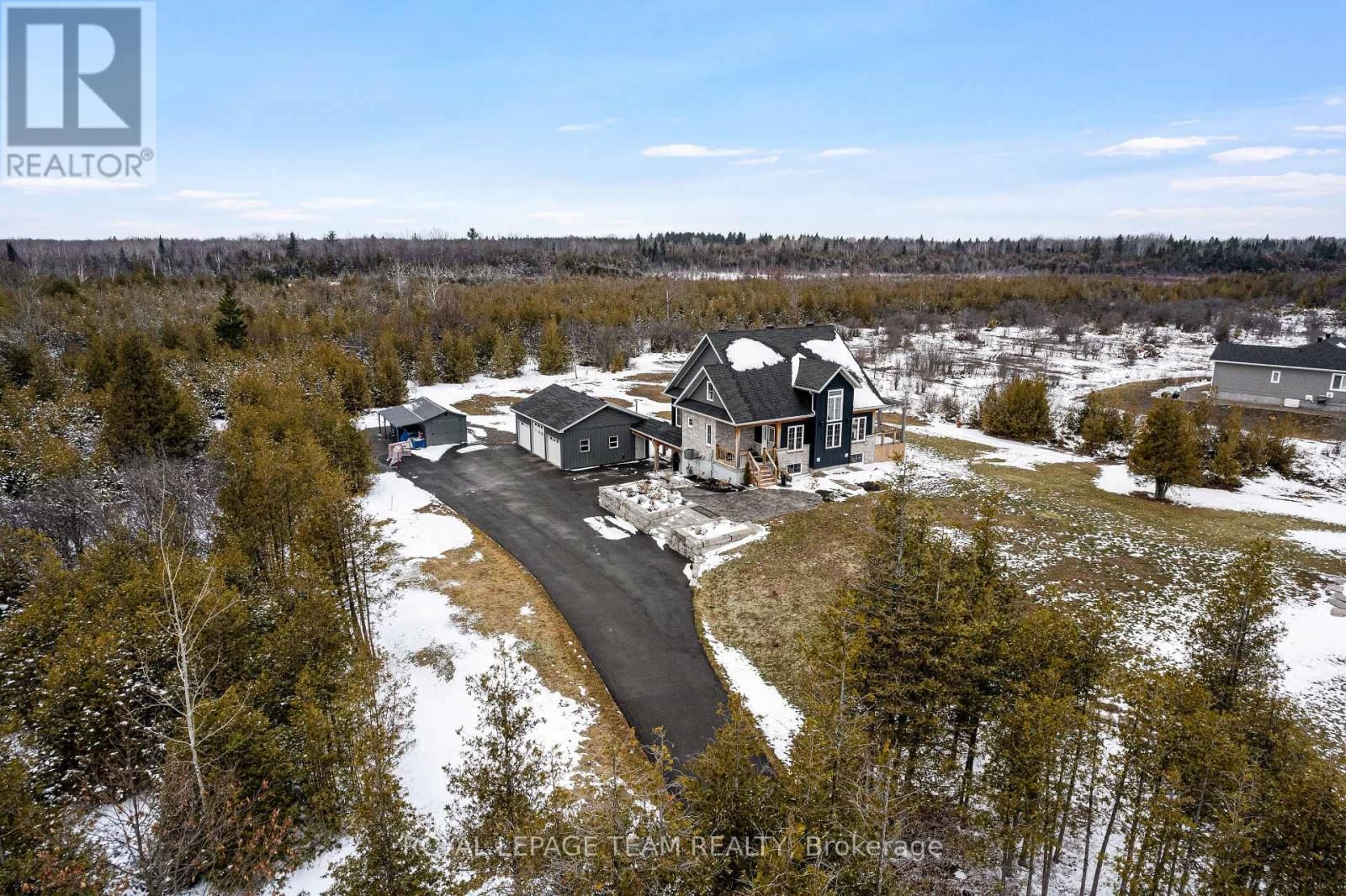 114 CHARLES HOLDEN AVENUE Image 3