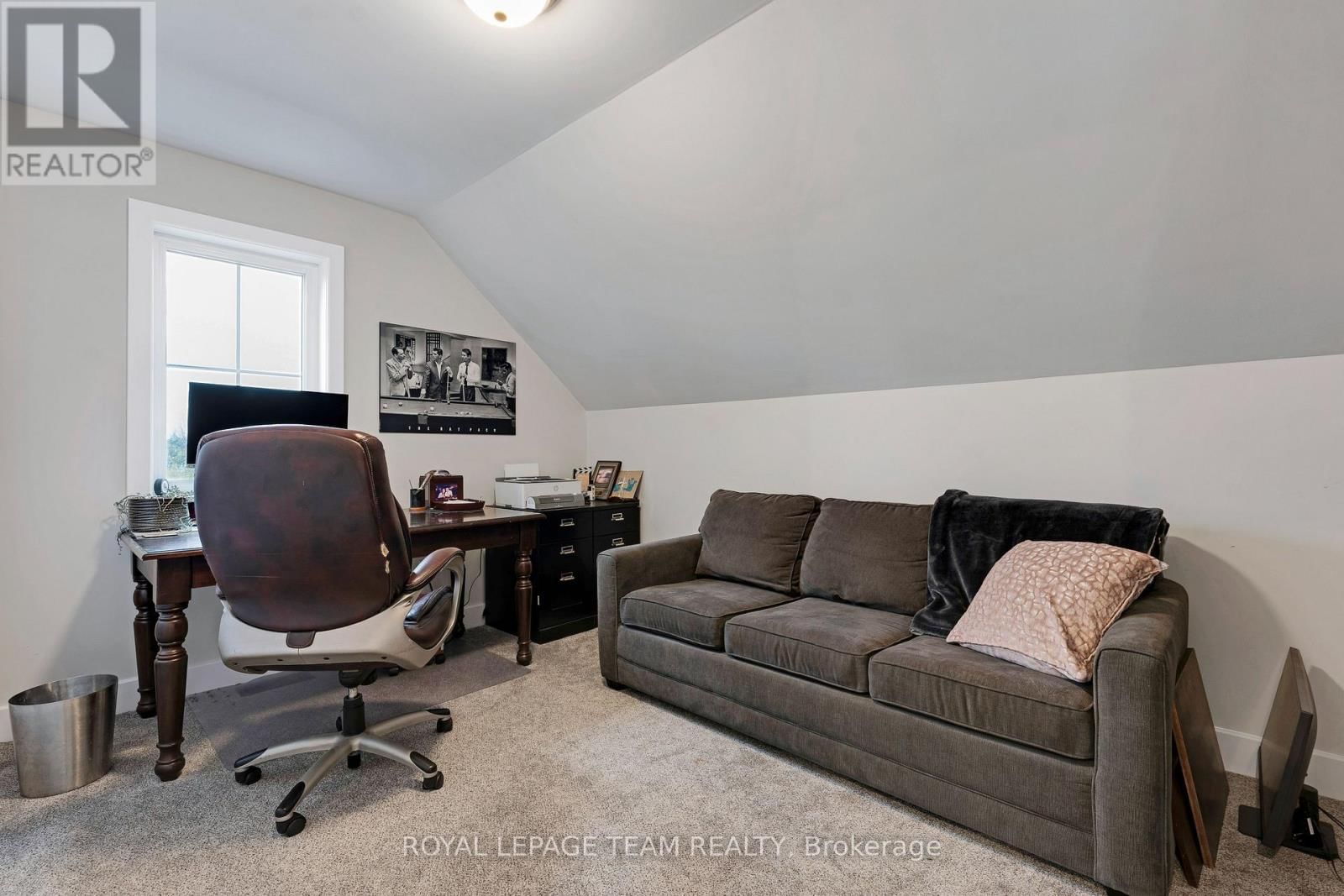 114 CHARLES HOLDEN AVENUE Image 30