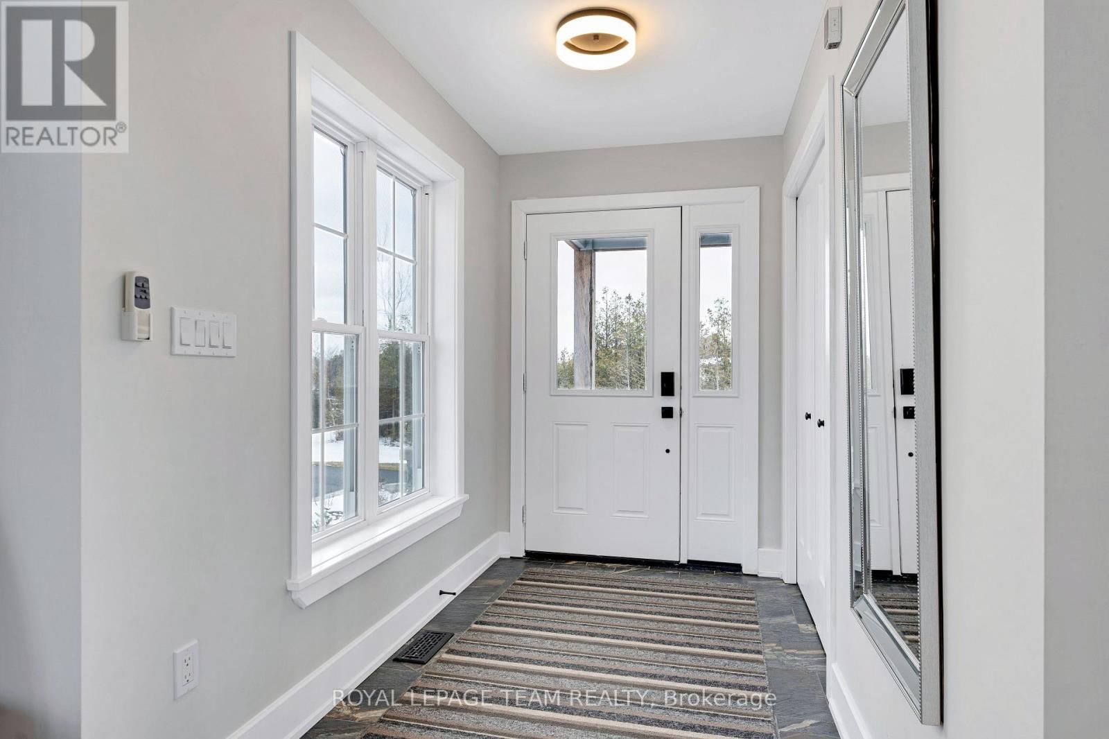 114 CHARLES HOLDEN AVENUE Image 6