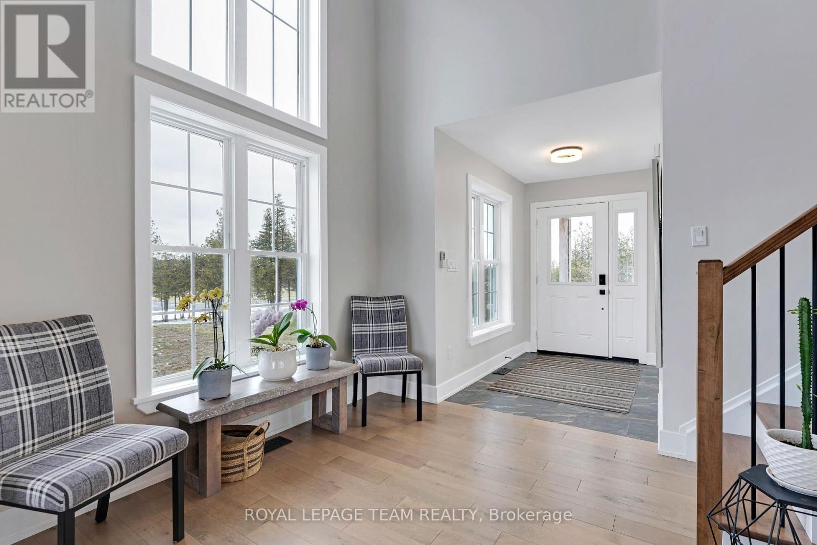 114 CHARLES HOLDEN AVENUE Image 7