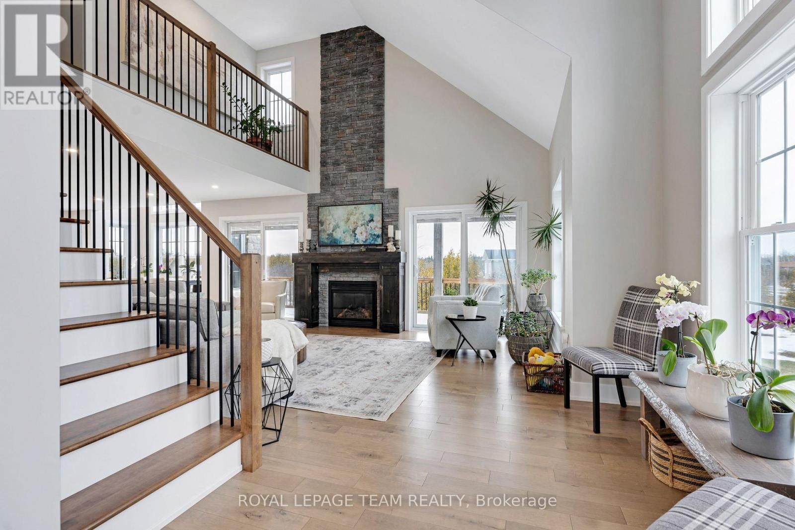 114 CHARLES HOLDEN AVENUE Image 8