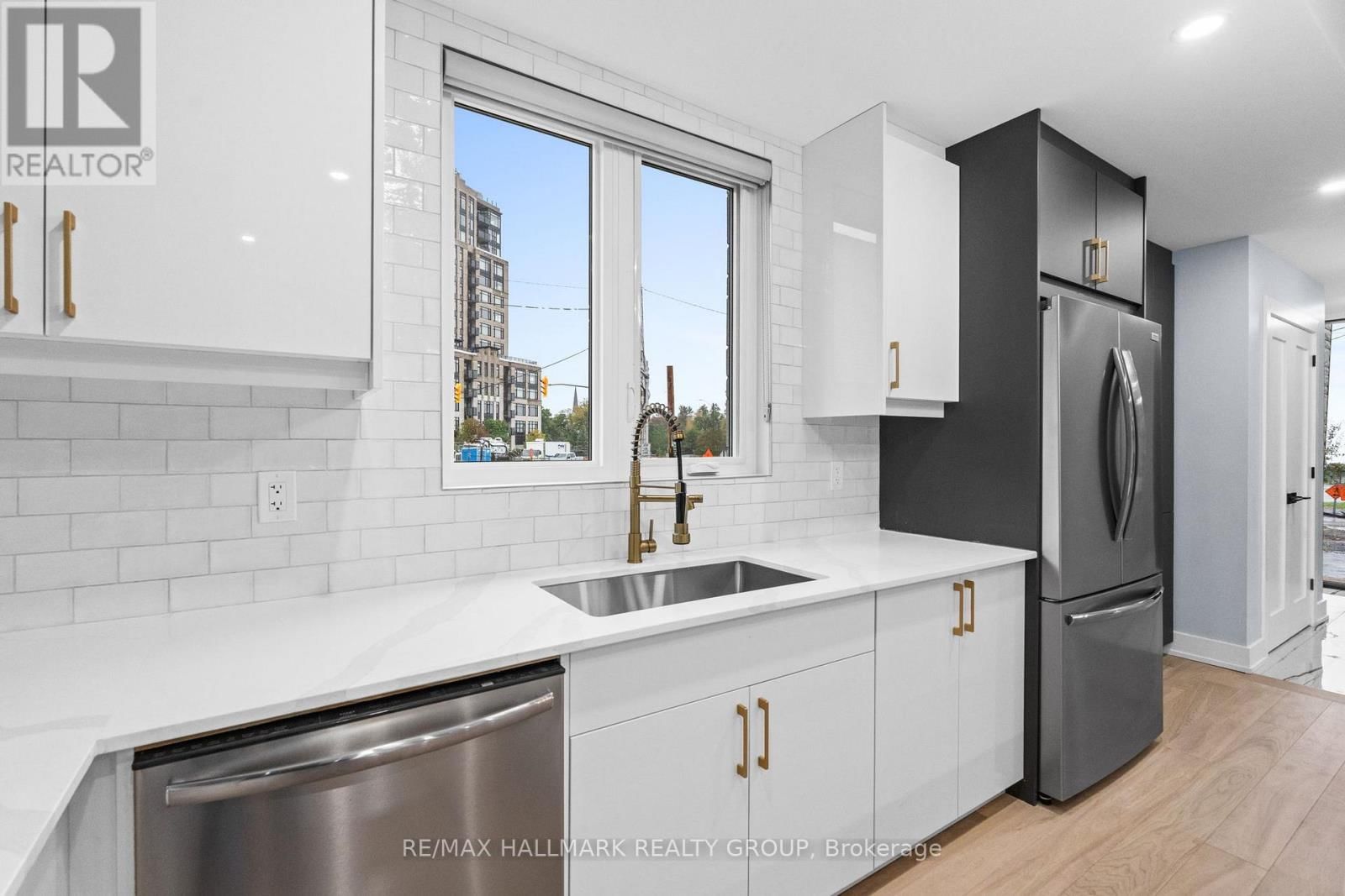 A - 886 BYRON AVENUE Image 10