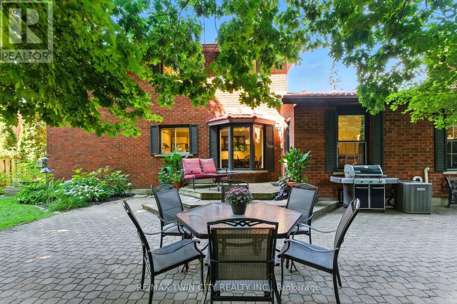 91 ABBEY CLOSE Image 45