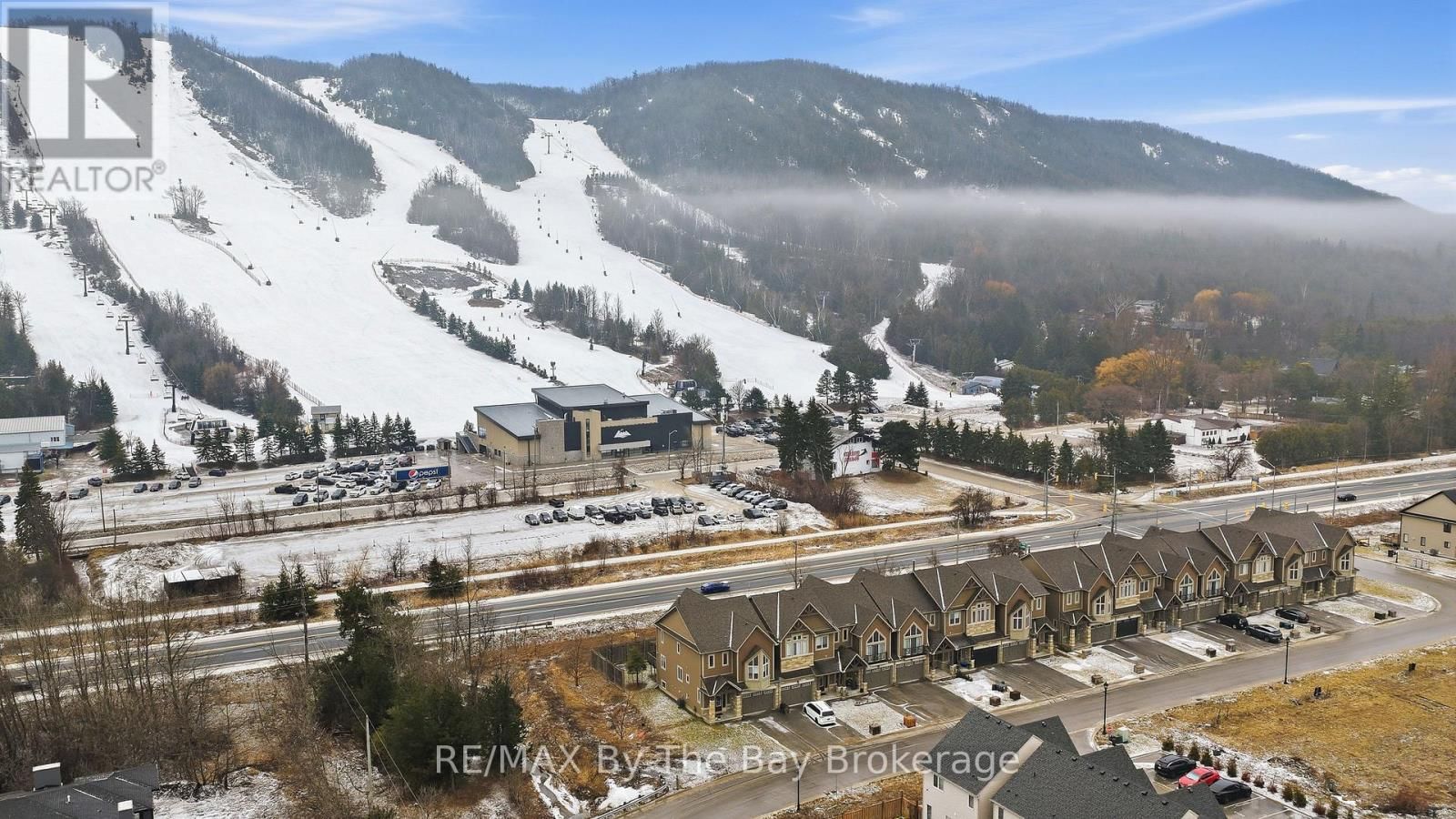 126 DELPHI LANE Image 48