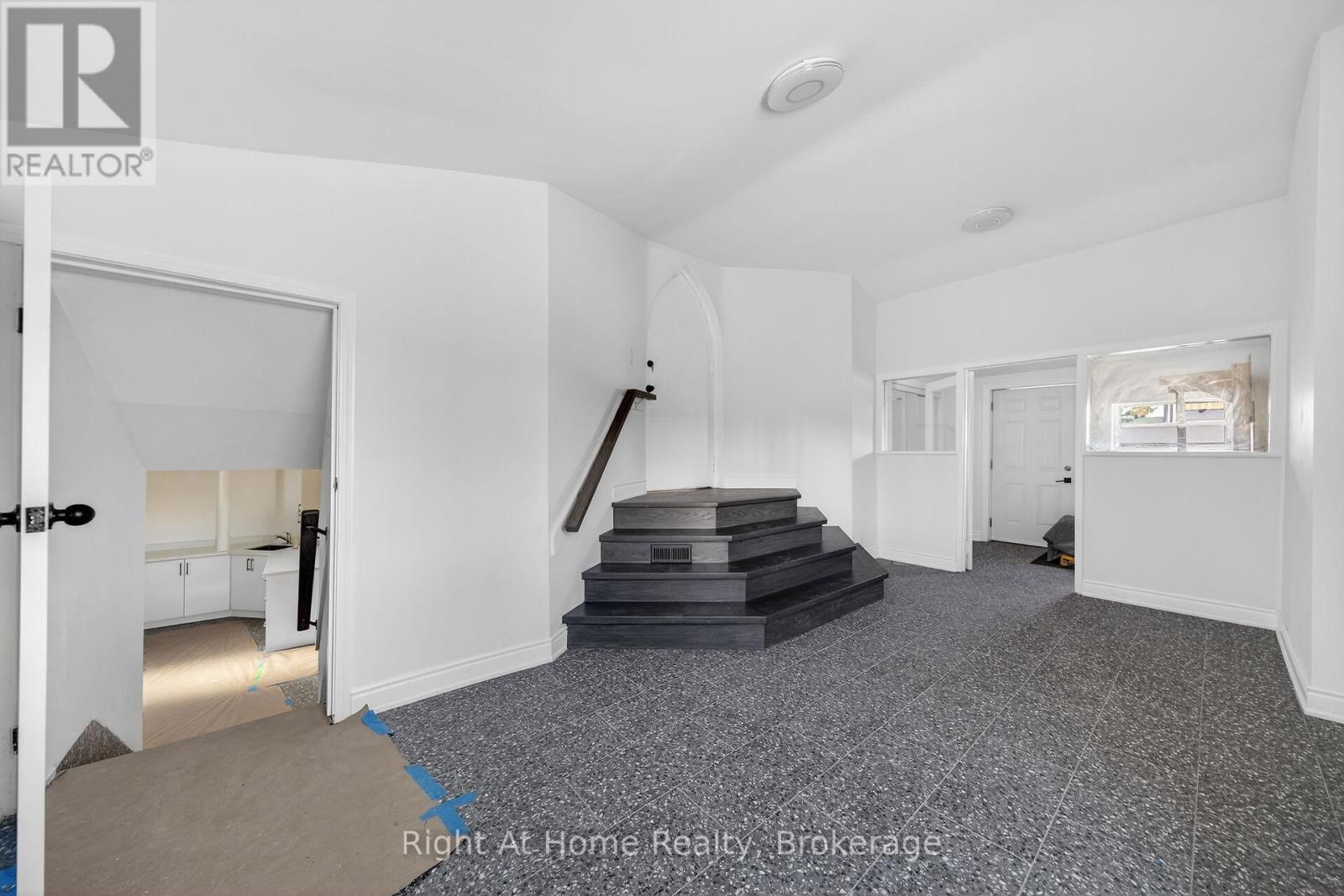 50 EARL STREET Image 16