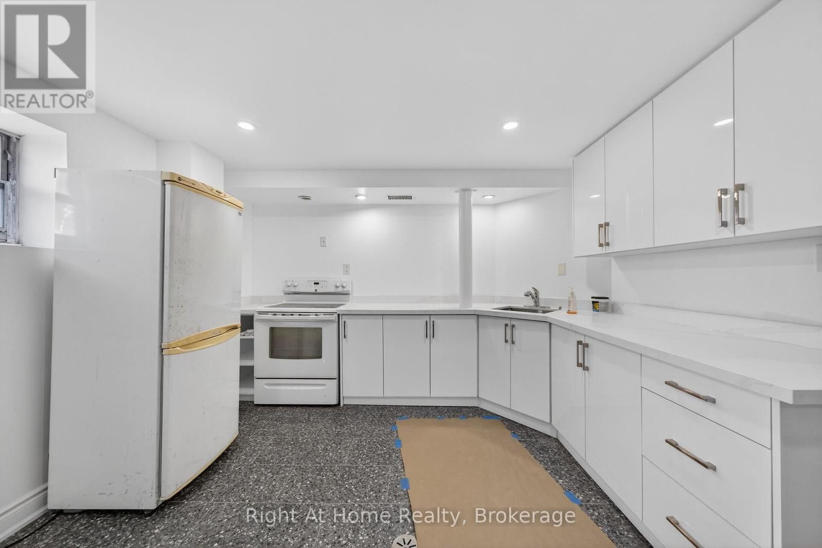 50 EARL STREET Image 31