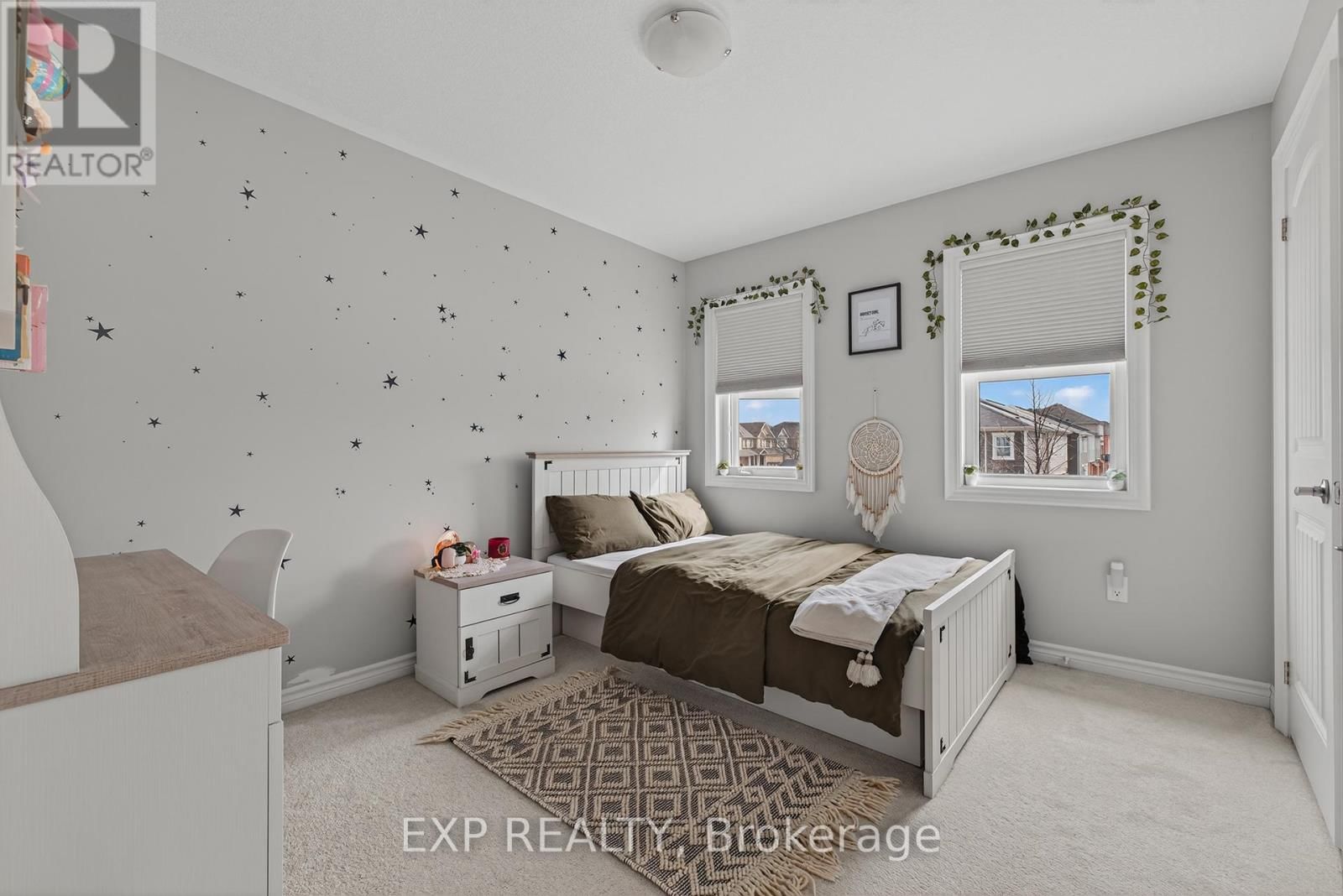 55 WEST OAK TRAIL Image 28