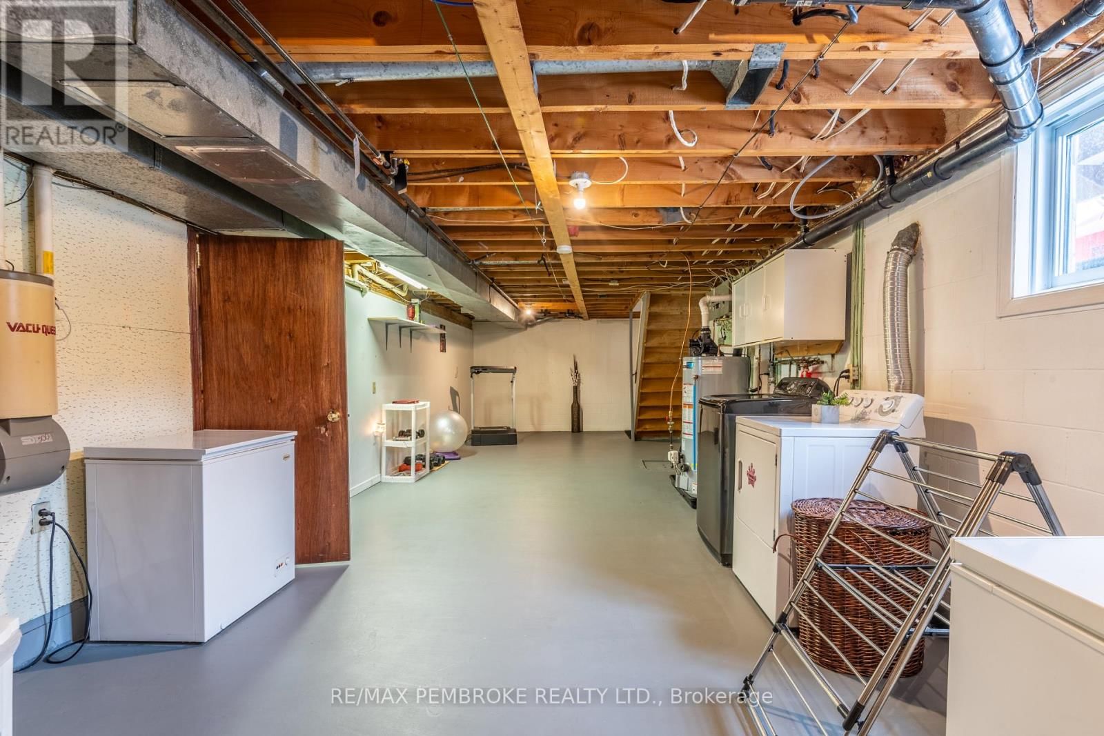 48 SELKIRK STREET Image 34