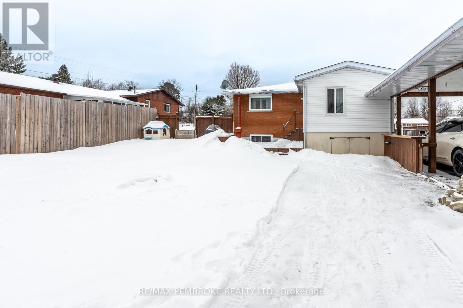 48 SELKIRK STREET Image 50