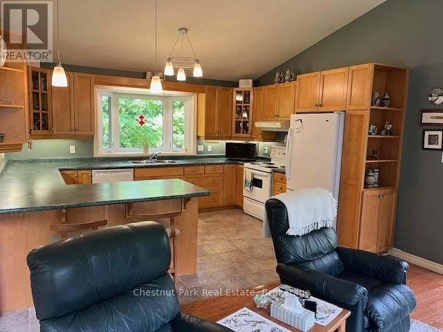 156 HARBOUR BEACH DRIVE Image 11