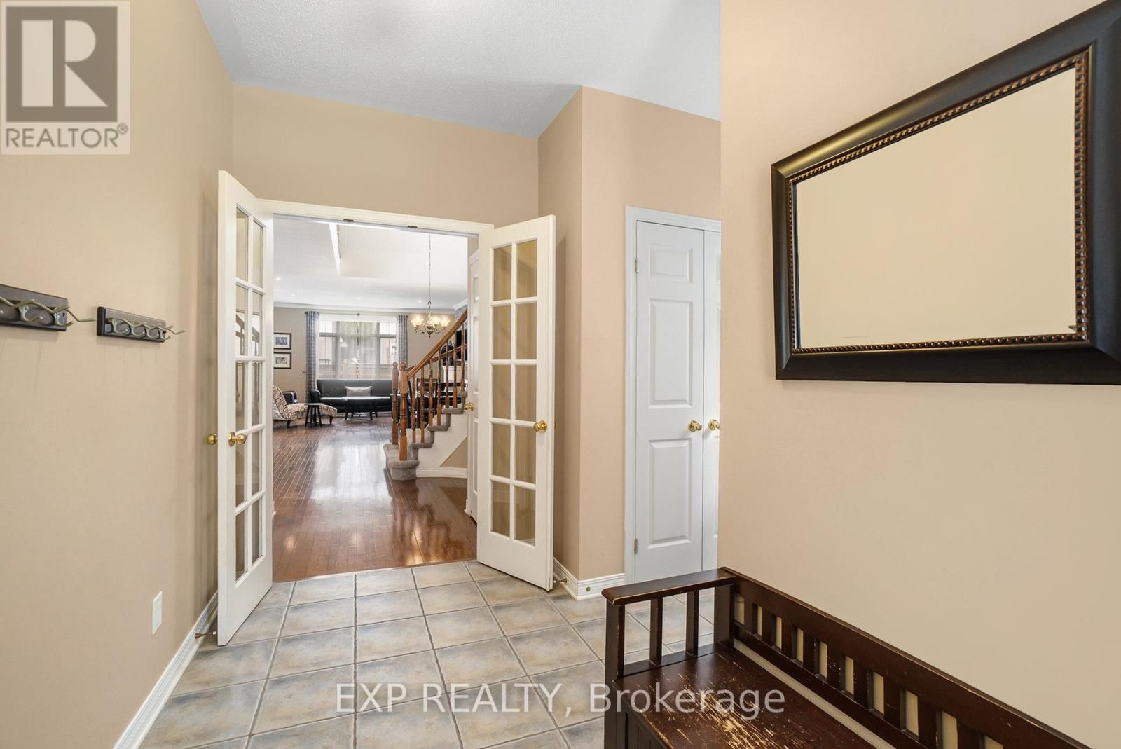 15 ESCADE DRIVE Image 3