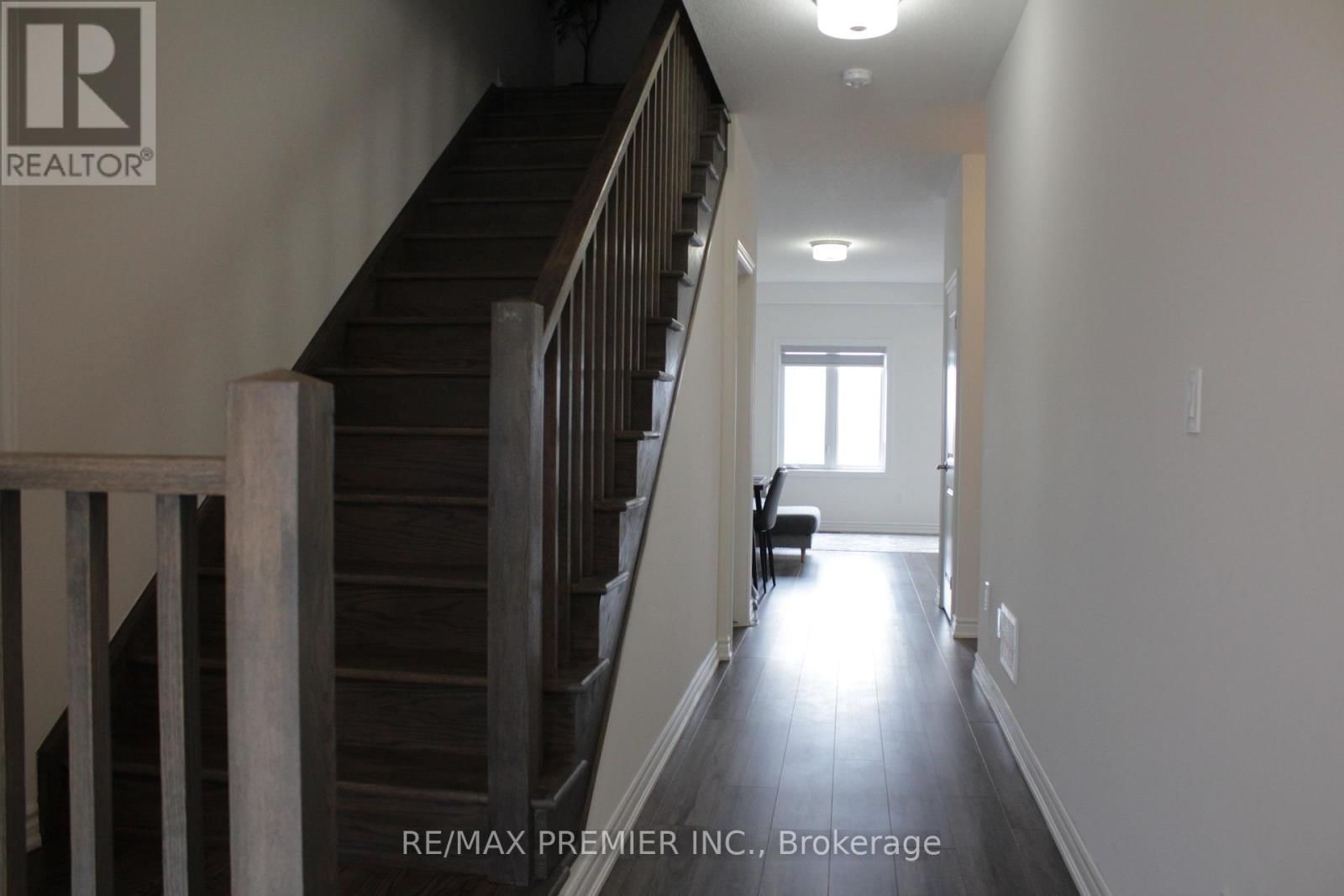 43 - 620 COLBORNE STREET WEST Image 5